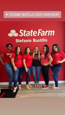 FL Auto & Home Insurance Agent Stefanie Bustillo .